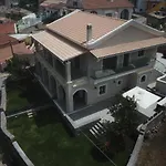 Carpe Diem Moursia House Case de vacanță *