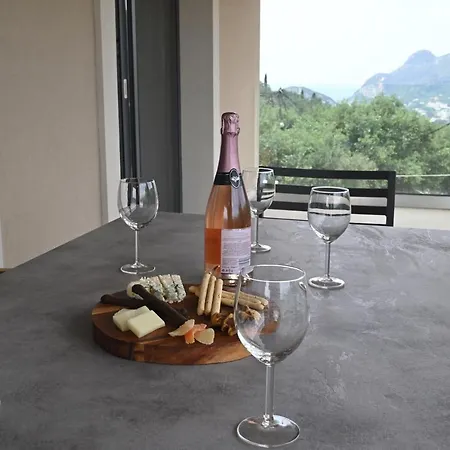 Carpe Diem Moursia House *