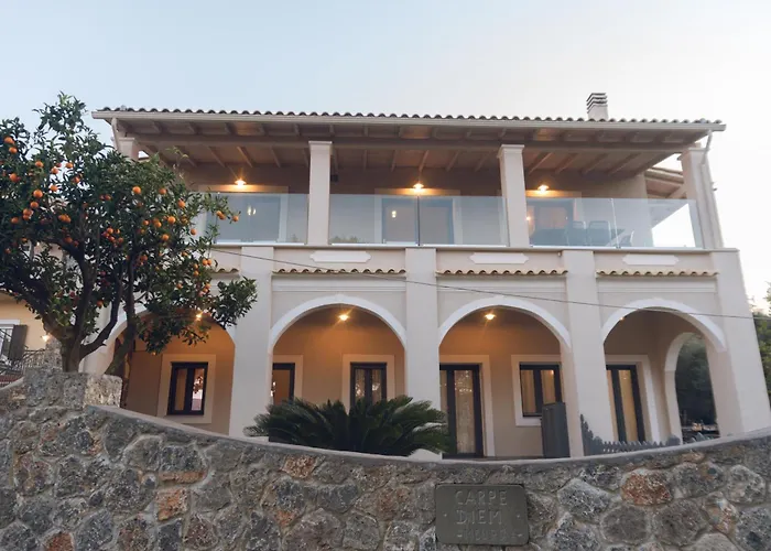 Carpe Diem Moursia House Tatil Evi Liapades